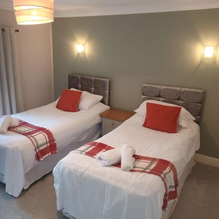 Hotel Llanina Arms Llanarth  Esterno foto