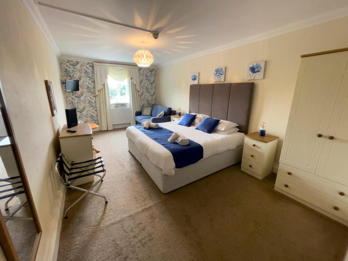 Hotel Llanina Arms Llanarth  Esterno foto