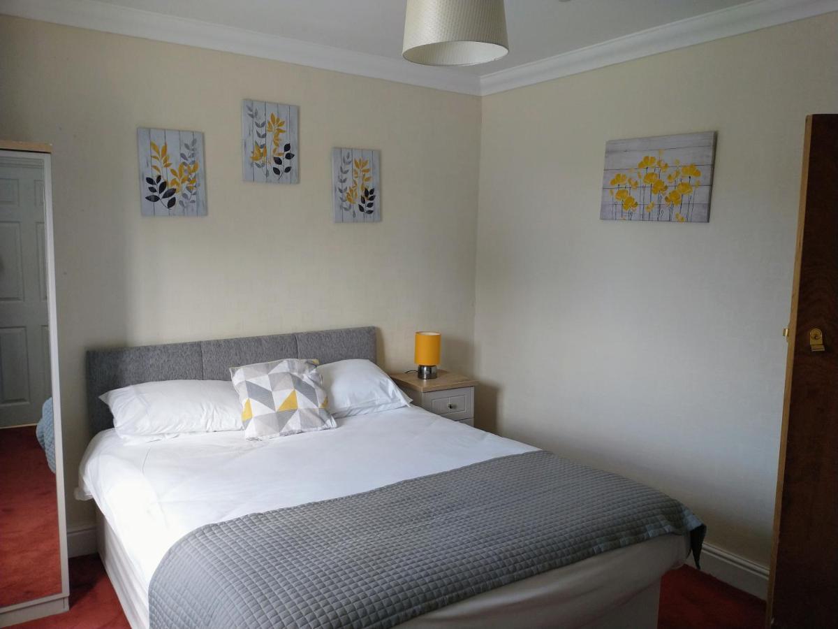 Hotel Llanina Arms Llanarth  Esterno foto